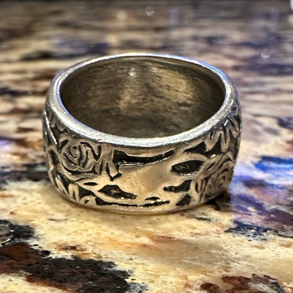 Silpada floral sterling silver ring - Picture 4 of 5